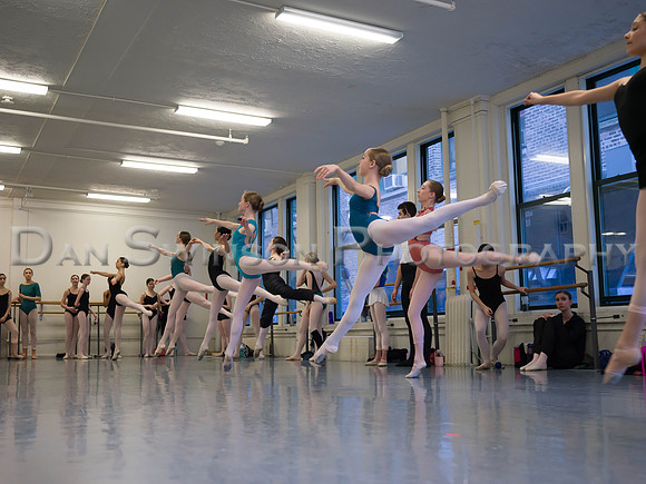 AandA Studio_B_9069302